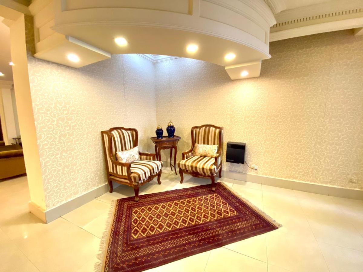 Shelton'S Rezidor House Peshawar Exterior photo